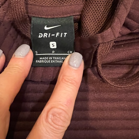Nike dri-fit hoodie small - Picture 3 of 3